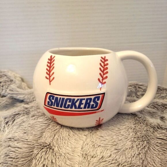 Gallerie baseball snickers mug - Picture 1 of 8